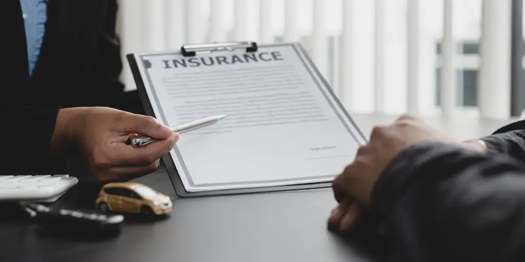 The 5 Essential Documents to Prepare for Selling Your Motorhome Without Complications
